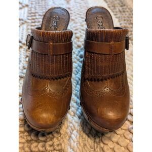 Carlos by Carlos Santana Brown Leather Kiltie Wingtip Clog Mules 9M Brazil boho